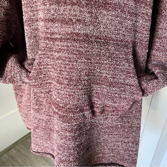 Barefoot Dreams Oversized Cozy Sweater Sz OS - Picture 3 of 7